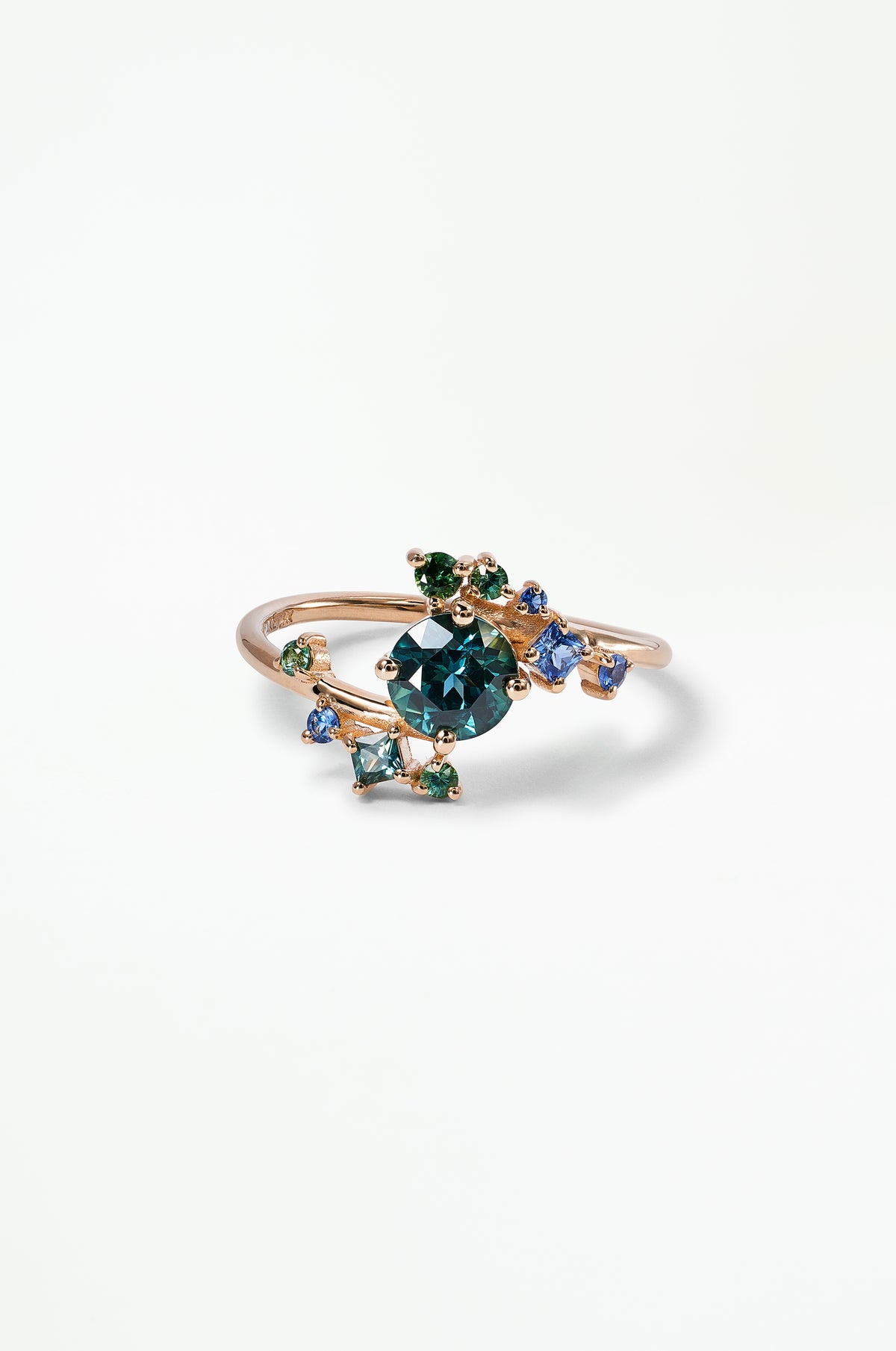 Round Brilliant Cut Gradient Sapphire Celestial Ring No. 1