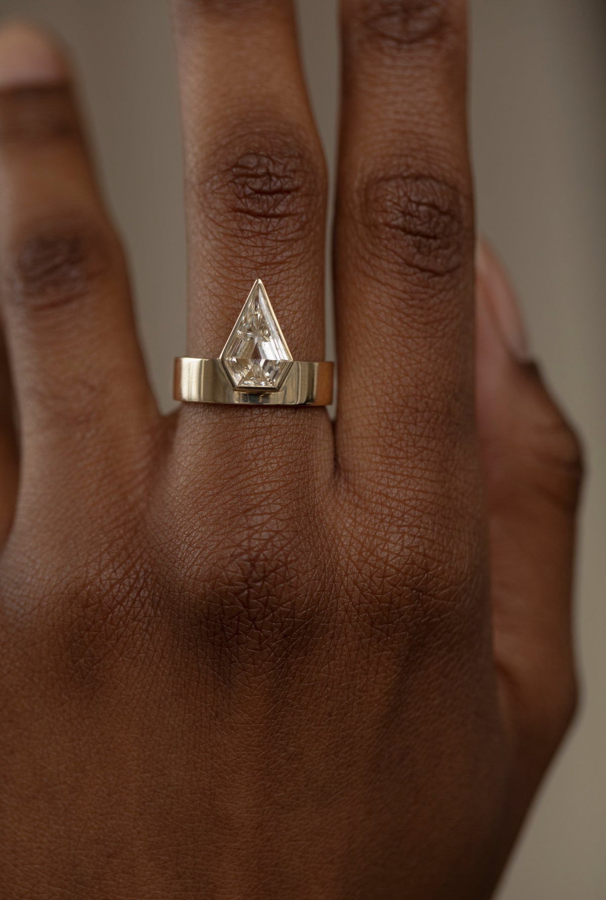 Kite Cut Diamond Monolith Ring