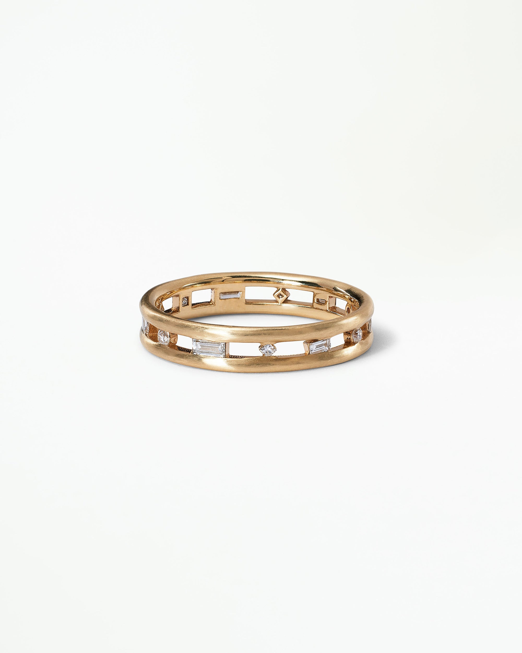 Diamond Float Ring