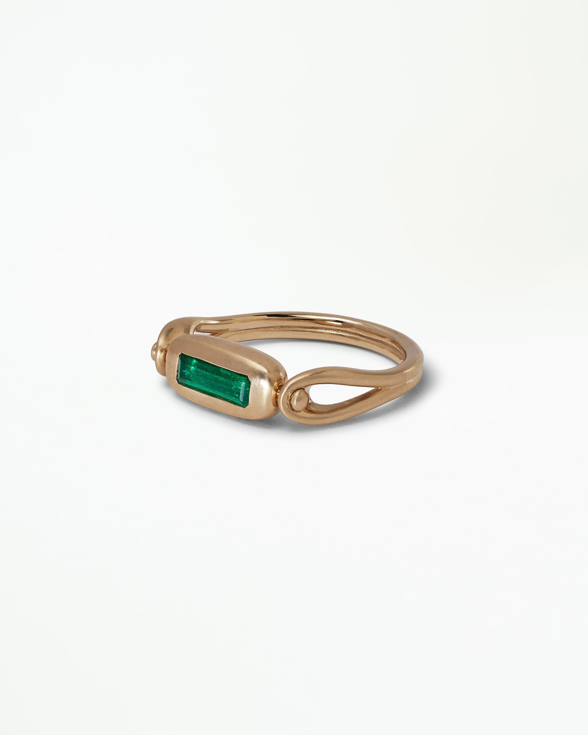 Elongated Emerald Tempo Ring No. 3