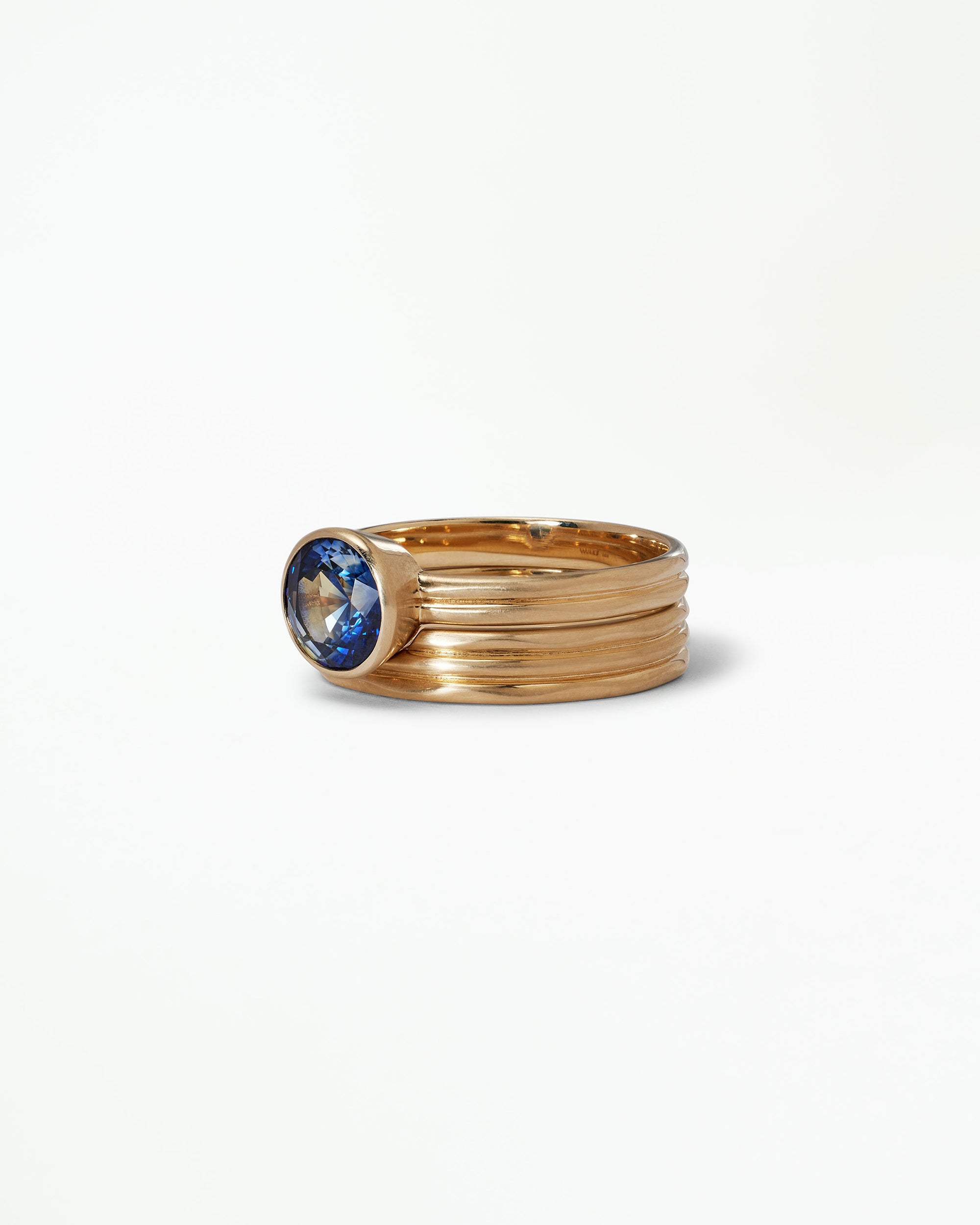 Round Cut Sapphire Ridge Ring Set No. 10