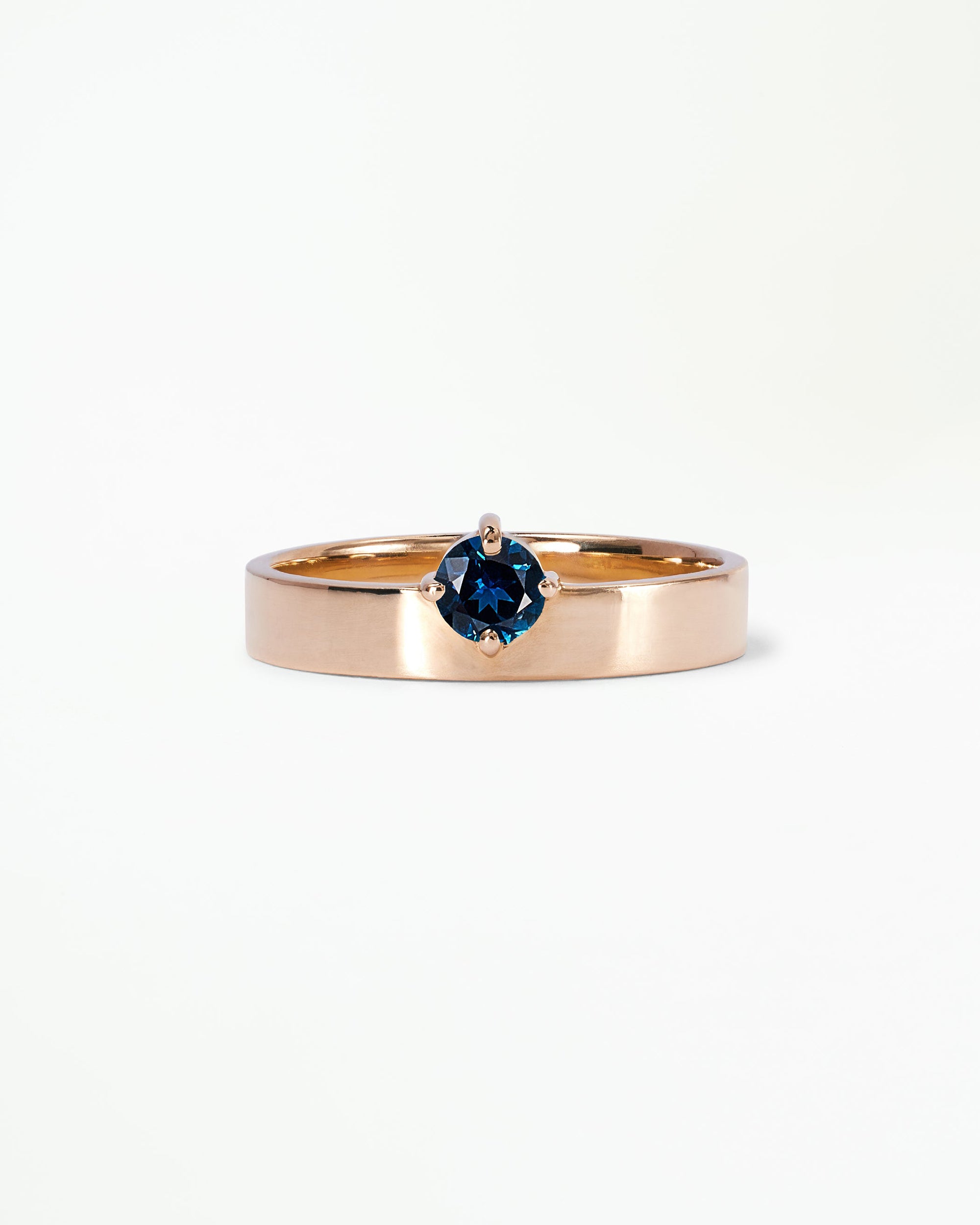 Small Round Cut Gemstone Monolith Ring