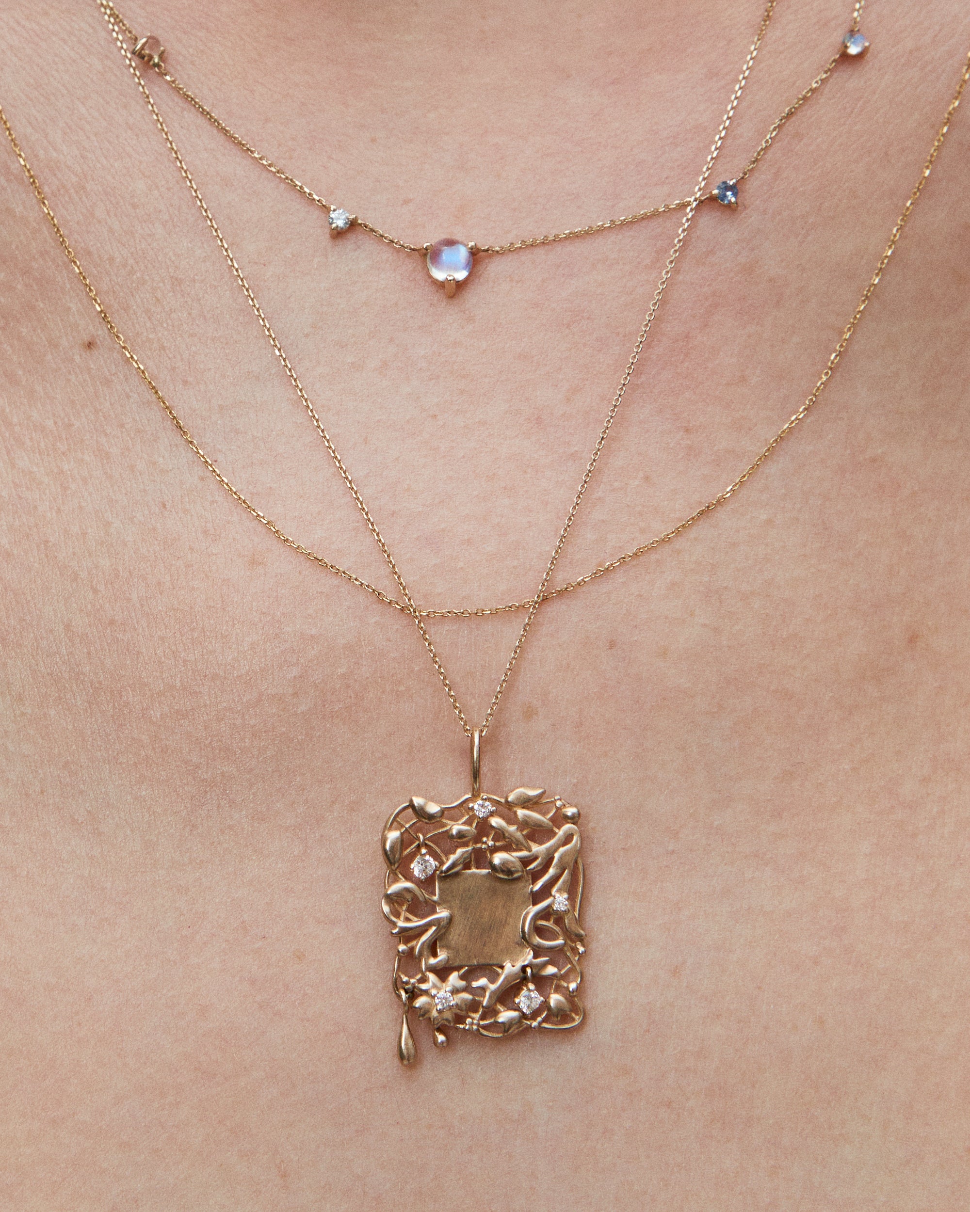 Large Diamond Lace Pendant