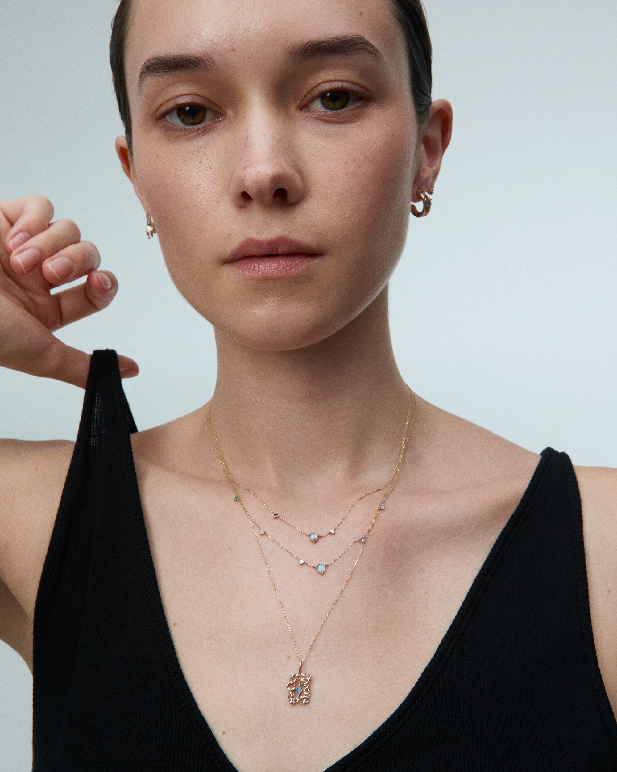 Small Opal Lace Pendant