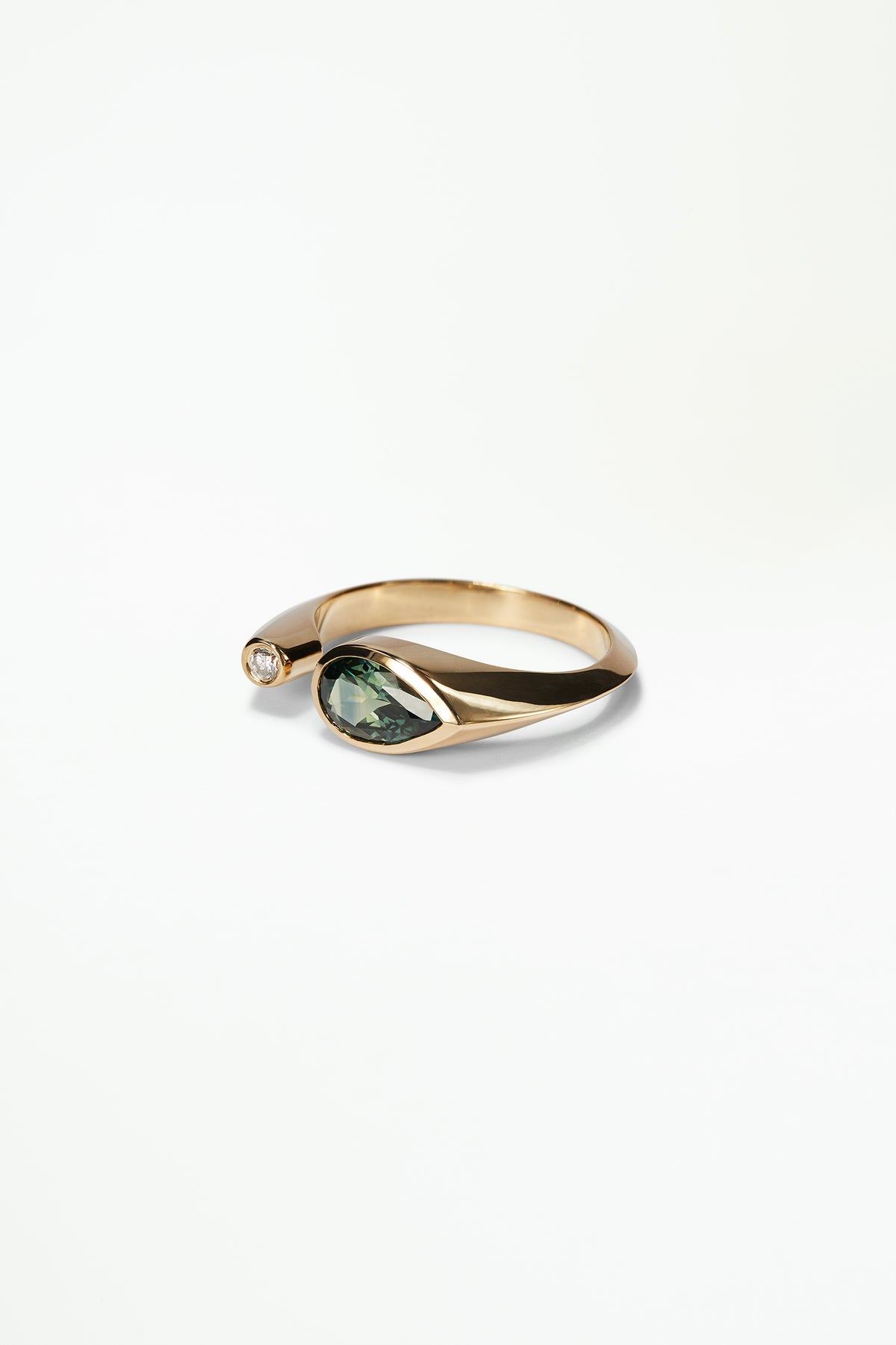 Dyad Signet Ring No. 3