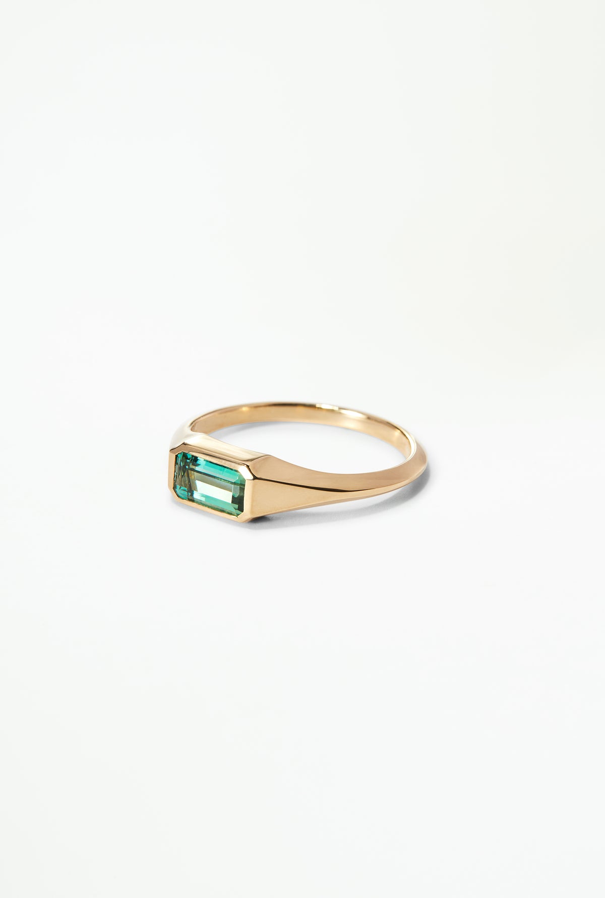 Solo Signet Ring No. 7